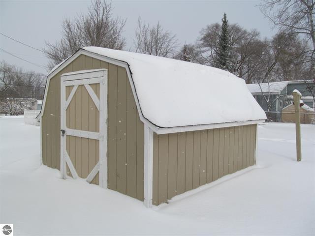 1120 Riverside Street Cadillac, MI 49601 - Photo 17 of 23 18