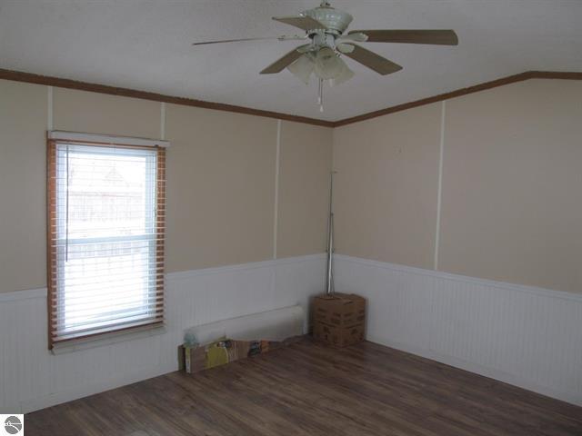 1120 Riverside Street Cadillac, MI 49601 - Photo 8 of 23 9