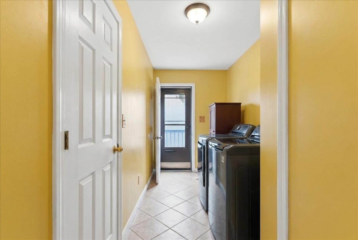 244 Back Street Monmouth, ME 04265 - Photo 26 of 53 48-12_laundry_room_b