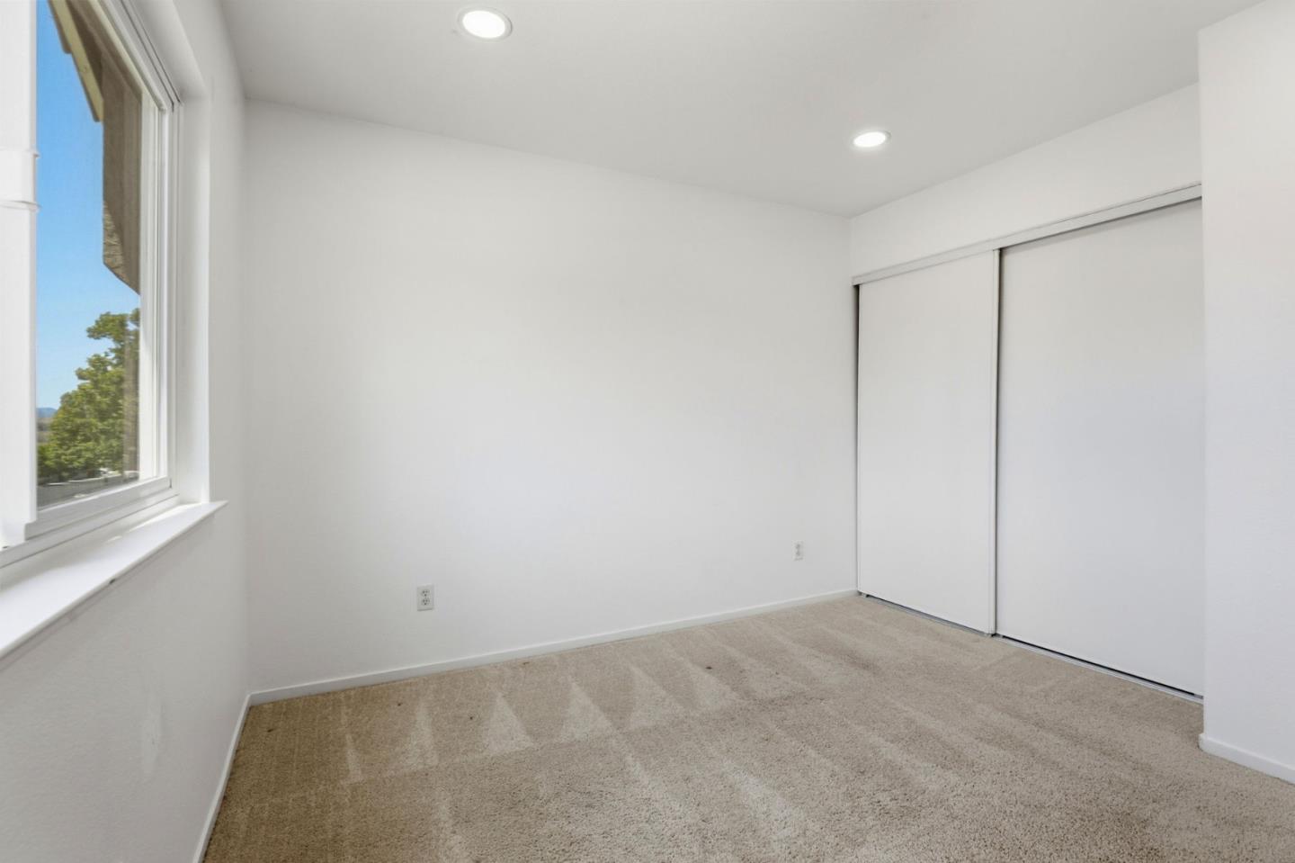 2661 Valley View Road Hollister, CA 95023 - Photo 21 of 43 Gallery Image 21
