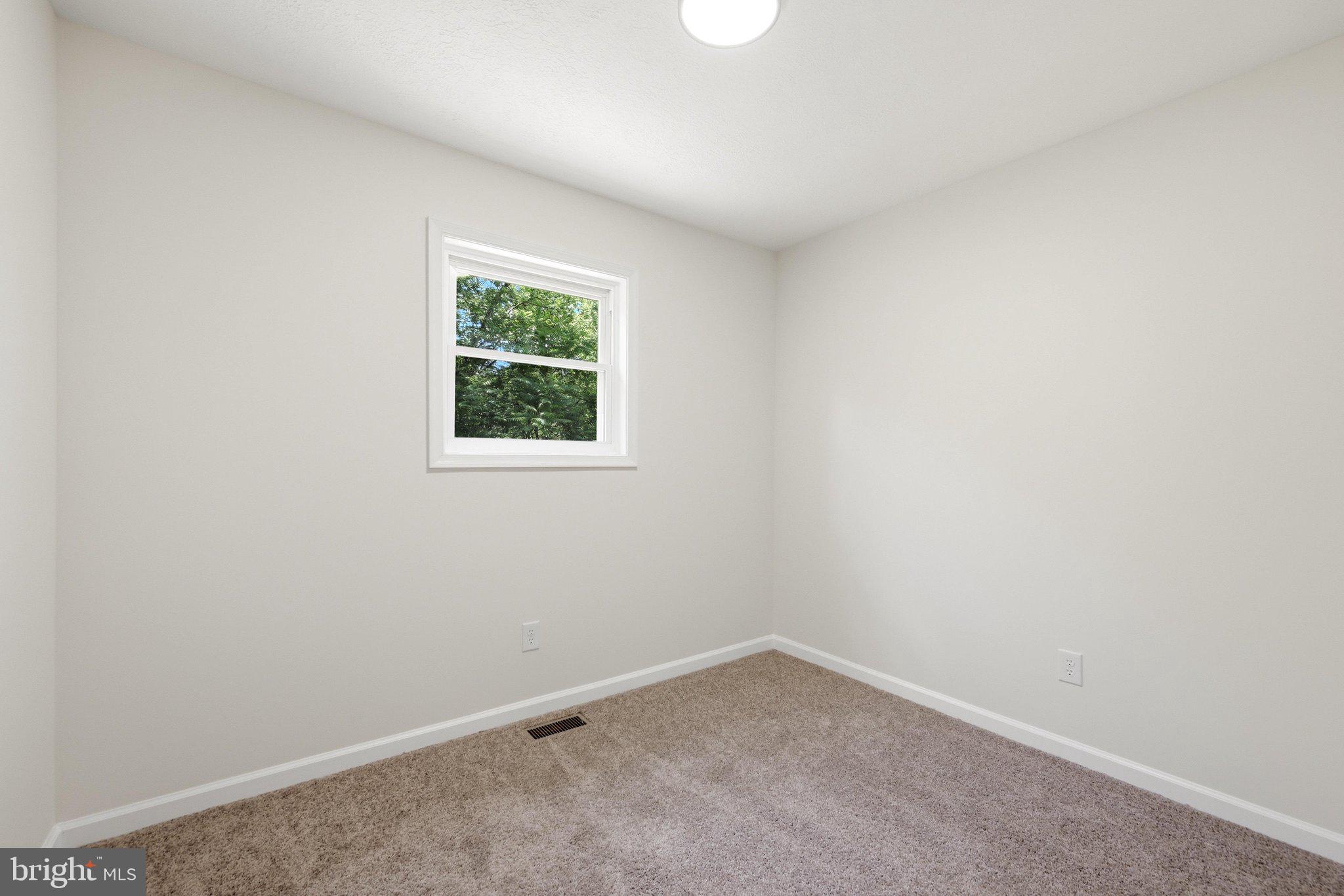 1355 Perry Road Winchester, VA 22602 - Photo 21 of 49 Bedroom 3