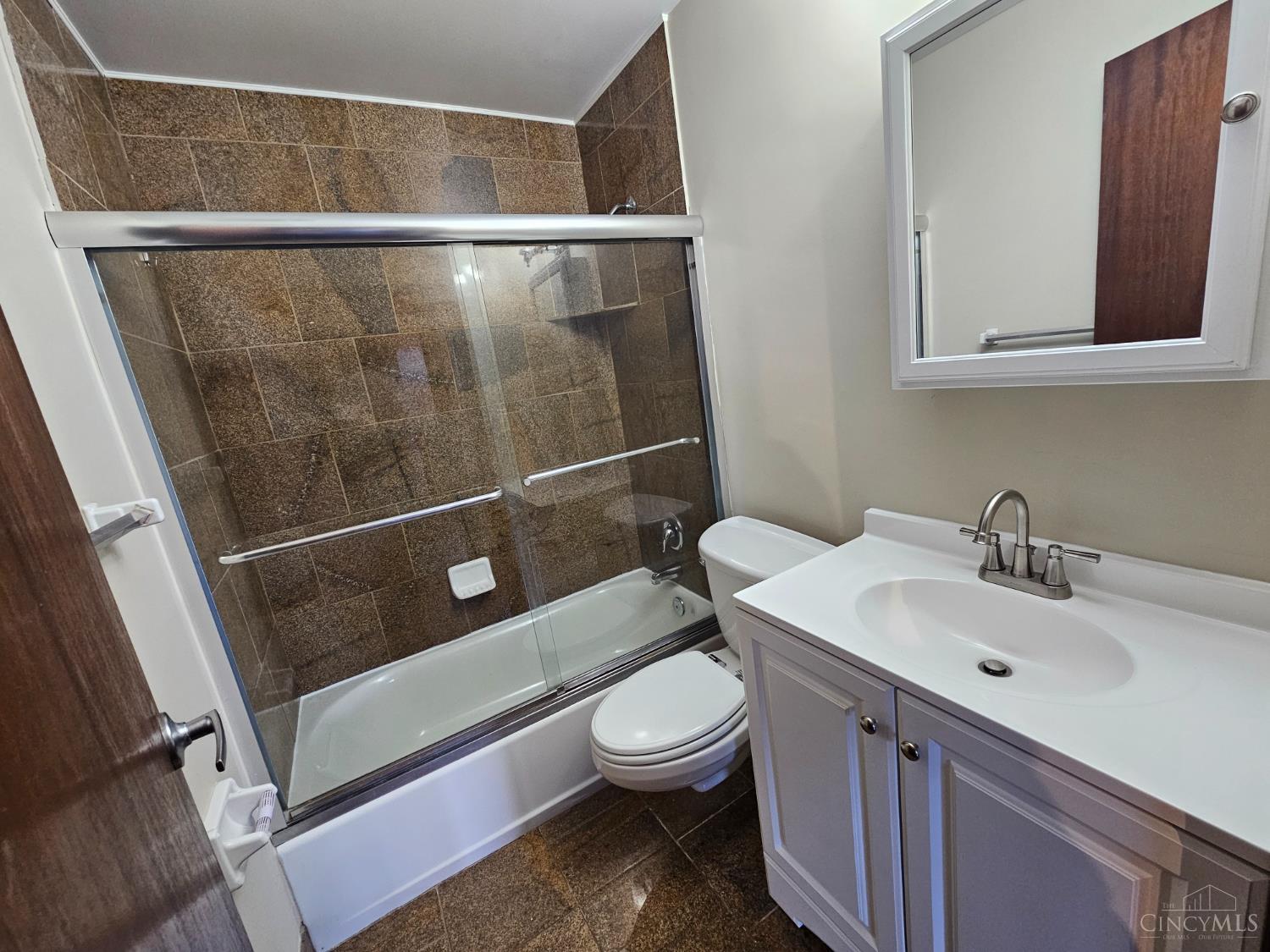 1815 William Howard Taft Road, Unit 507 Cincinnati, OH 45206 - Photo 12 of 28