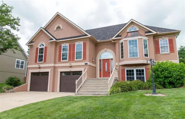 $499,900 | 3503 Oxford Court, St. Joseph, MO 64506