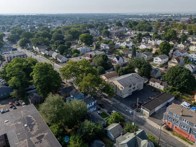 $545,000 | 33 Granfield Avenue, Bridgeport, CT 06610