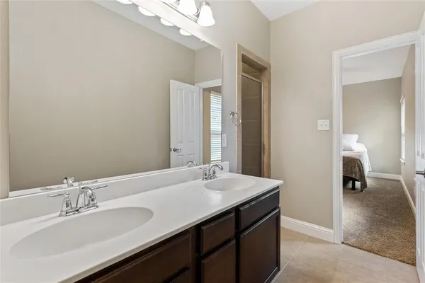 $2,350 | 512 Highpark Court, Lake Dallas, TX 75065