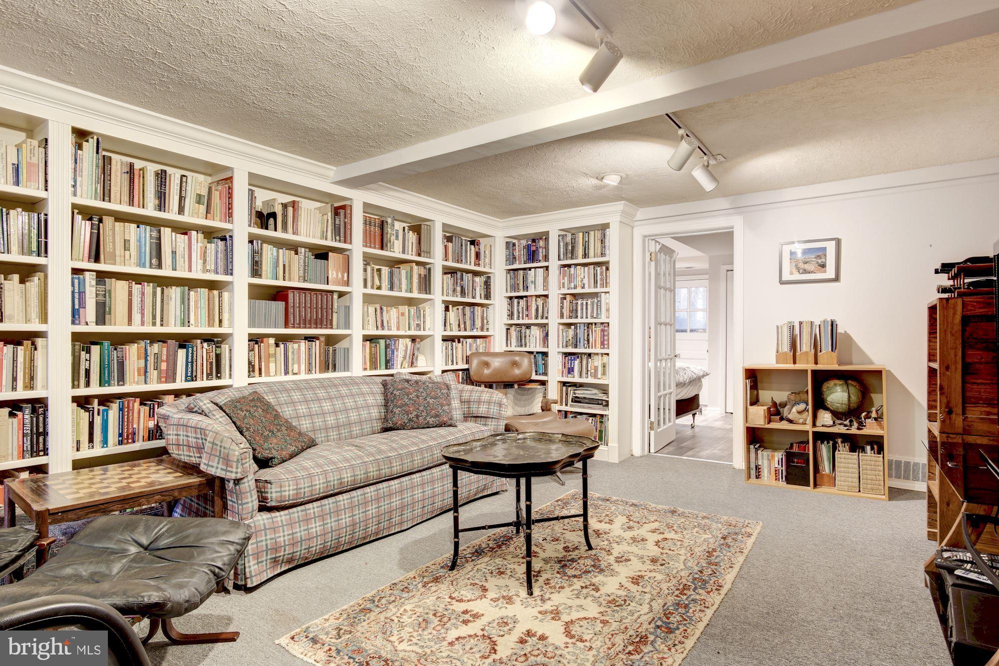 4825 Reservoir Road Northwest Washington, DC 20007 - Photo 22 of 30 Rec Room