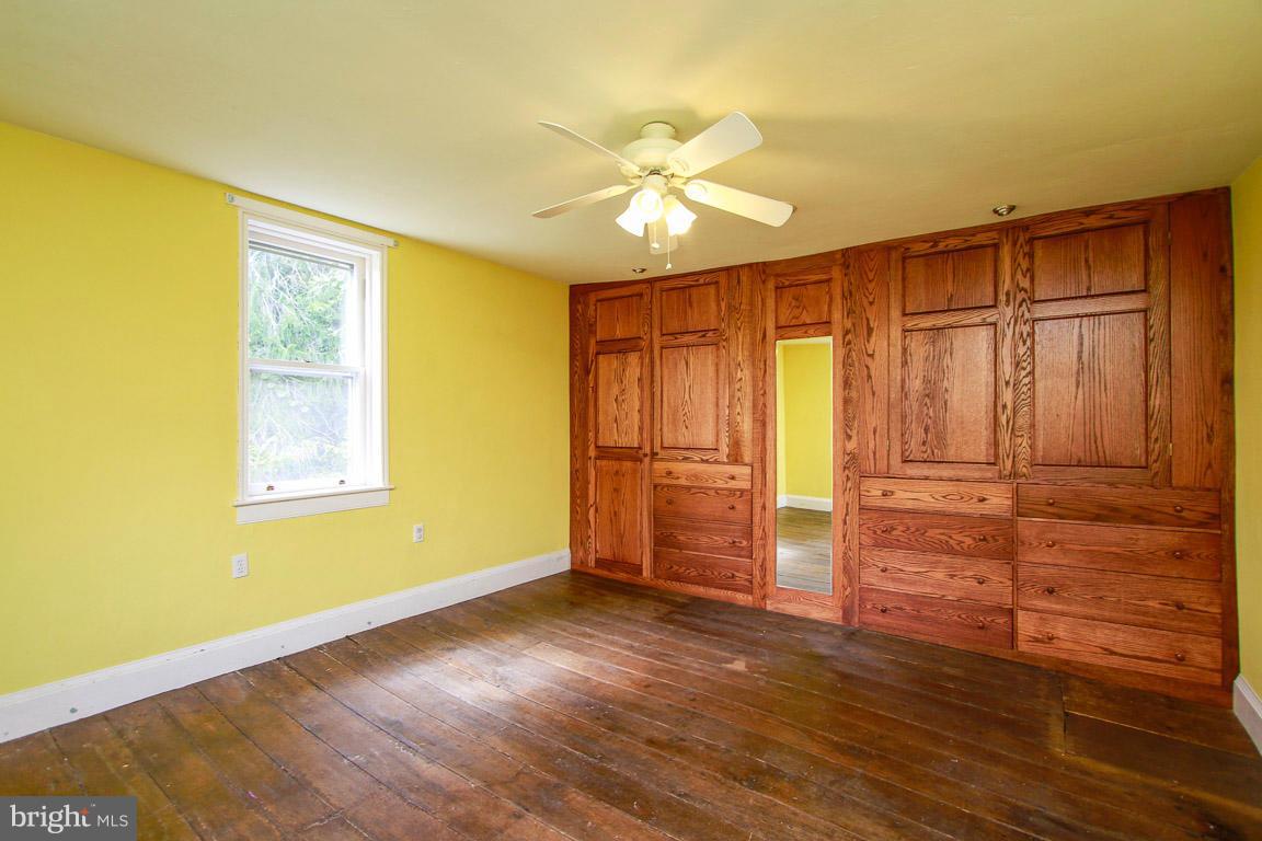 1340 Bruceville Road Keymar, MD 21757 - Photo 16 of 29 Bedroom