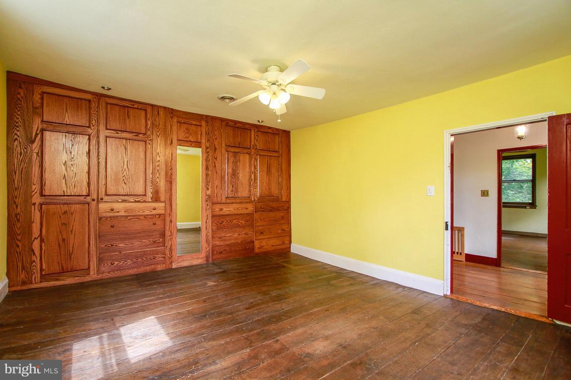 1340 Bruceville Road Keymar, MD 21757 - Photo 17 of 29 Bedroom