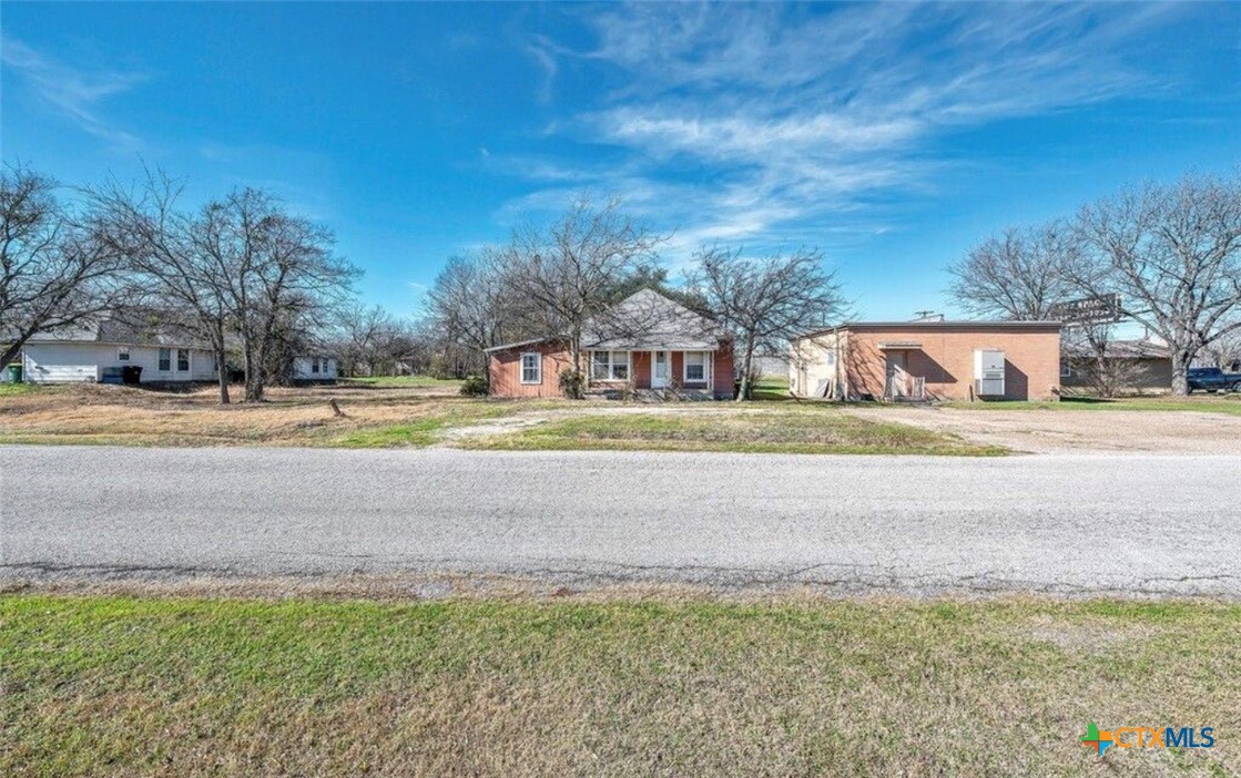 118 South Front Avenue Troy, TX 76579 - Photo 2 of 2