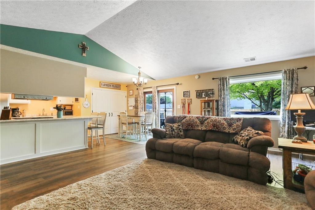 7814 5 Points Road Indianapolis, IN 46259 - Photo 8 of 26 Gallery Image 8