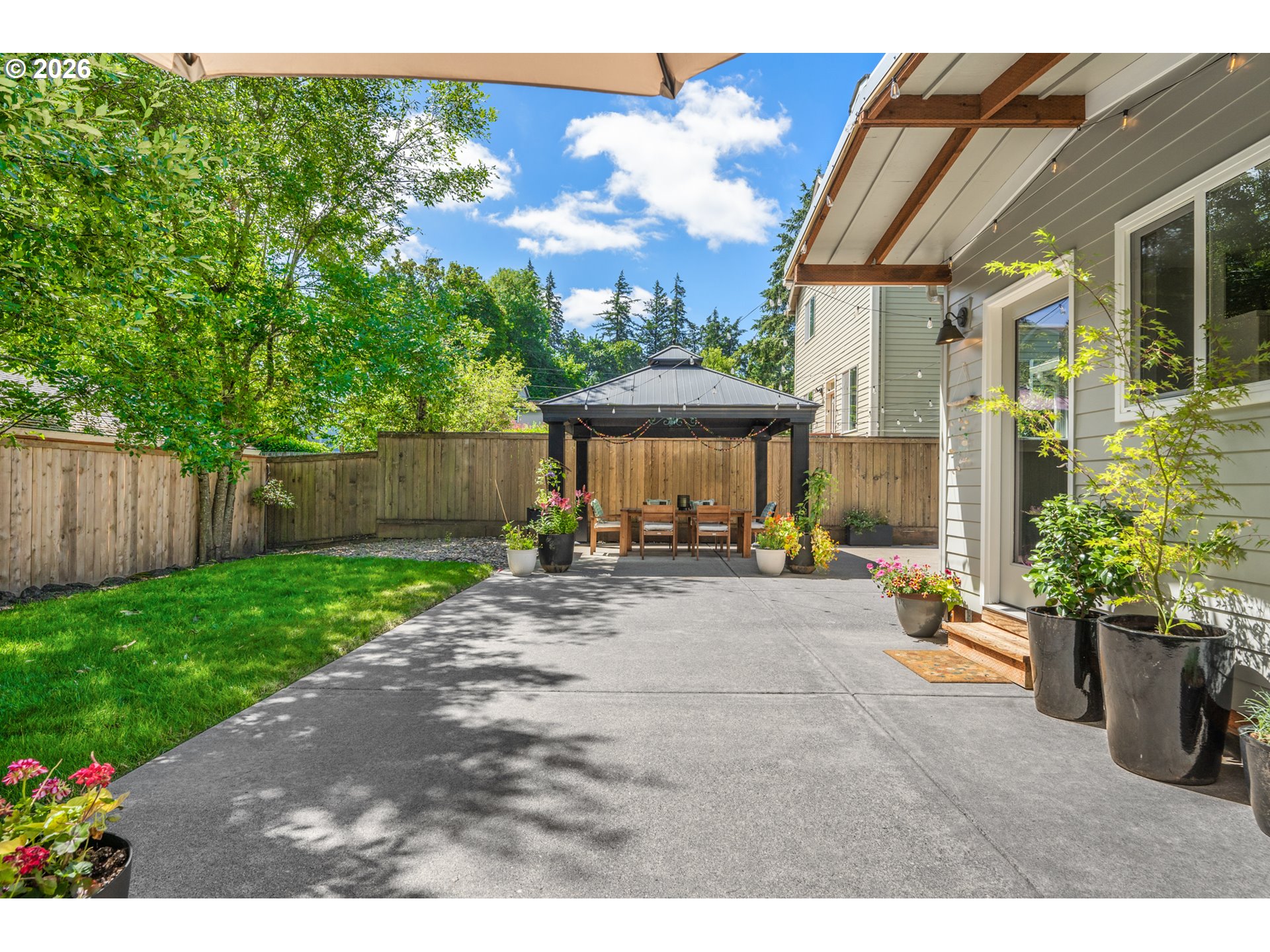 11410 Southwest 47th Avenue Portland, OR 97219 - Photo 28 of 37