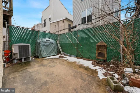 $725,000 | 1632 Brown Street, Philadelphia, PA 19130