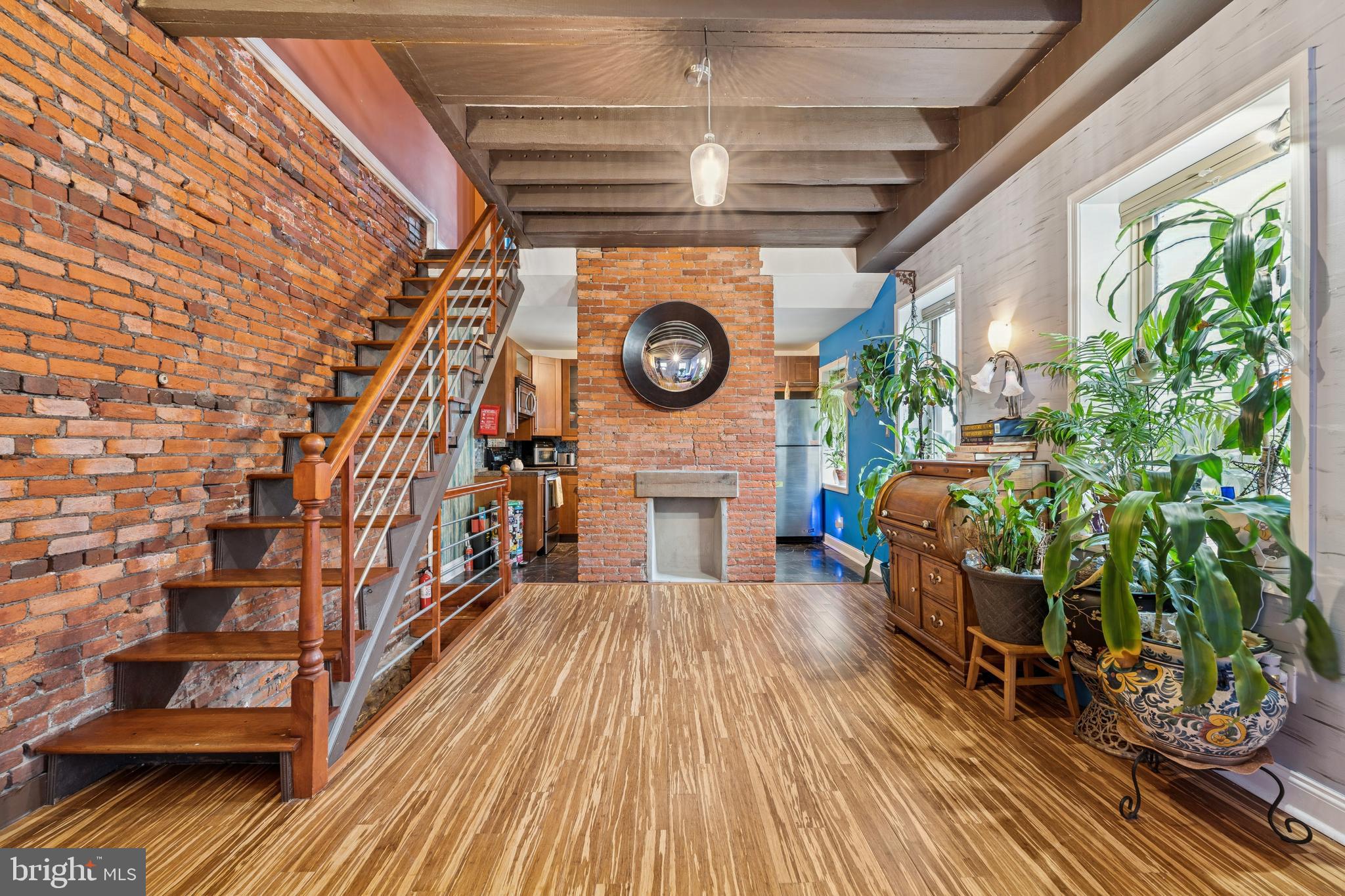 1632 Brown Street Philadelphia, PA 19130 - Photo 4 of 26