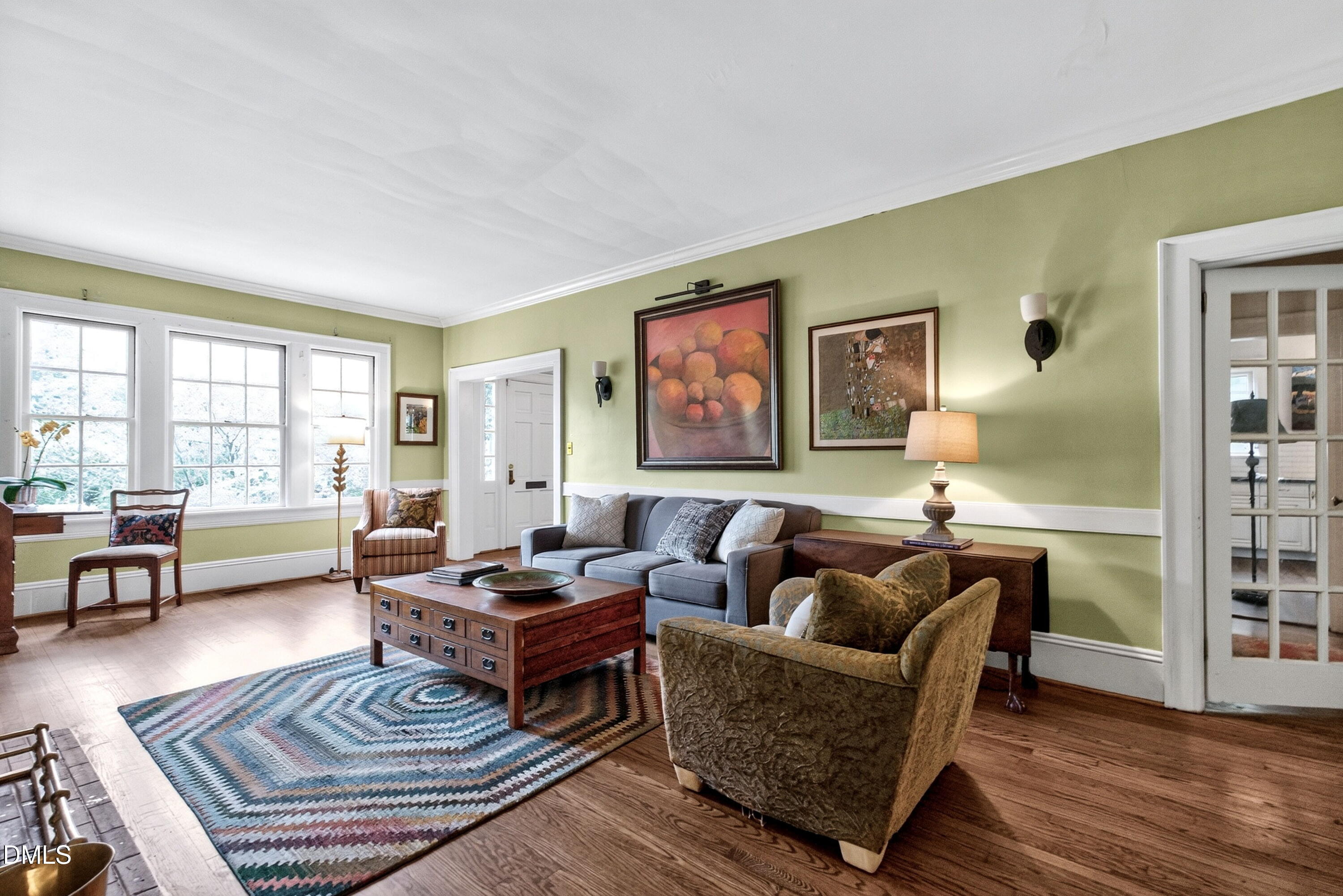 306 Hillcrest Road Raleigh, NC 27605 - Photo 9 of 27 virtual-tour-158496-photo-17816419428541