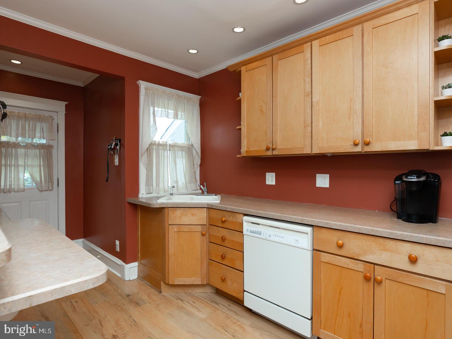 232 Parham Road Springfield, PA 19064 - Photo 15 of 39