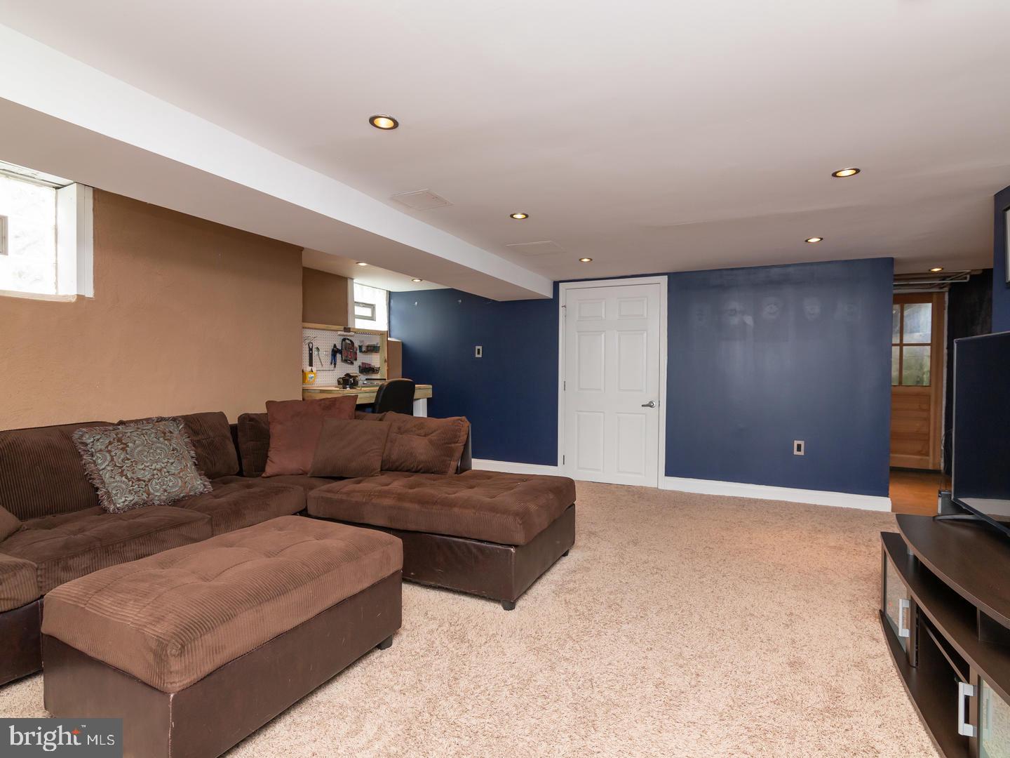 232 Parham Road Springfield, PA 19064 - Photo 32 of 39
