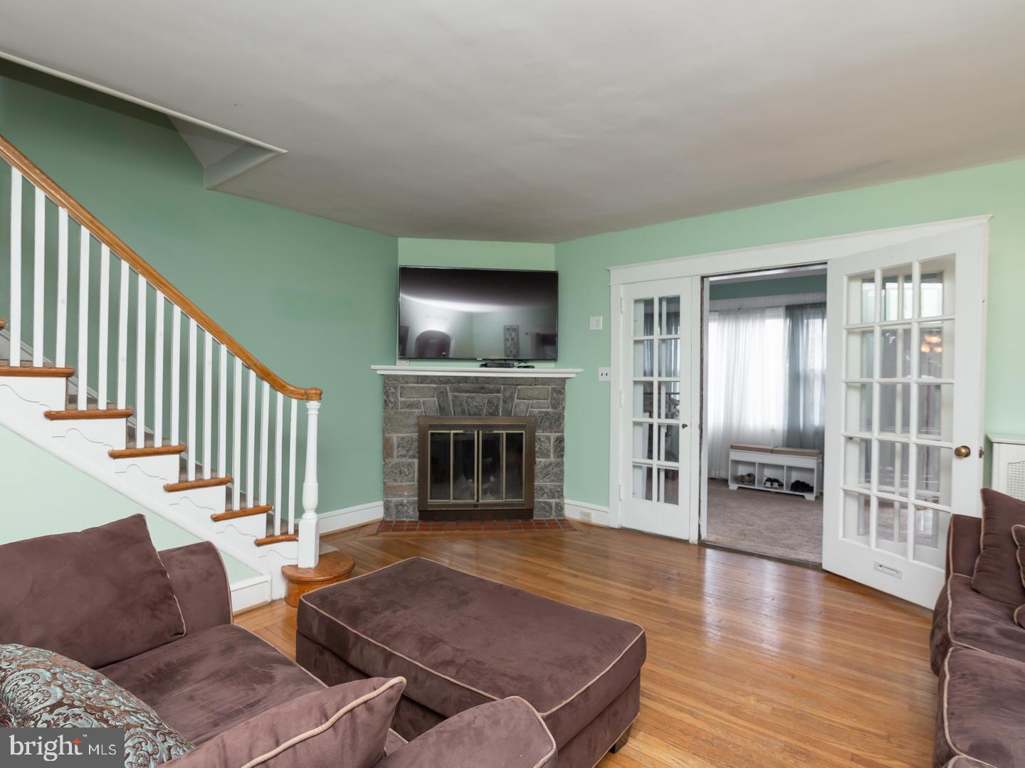 232 Parham Road Springfield, PA 19064 - Photo 9 of 39