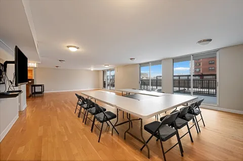 $299,000 | 5855 North Sheridan Road, Unit 25G, Chicago, IL 60660