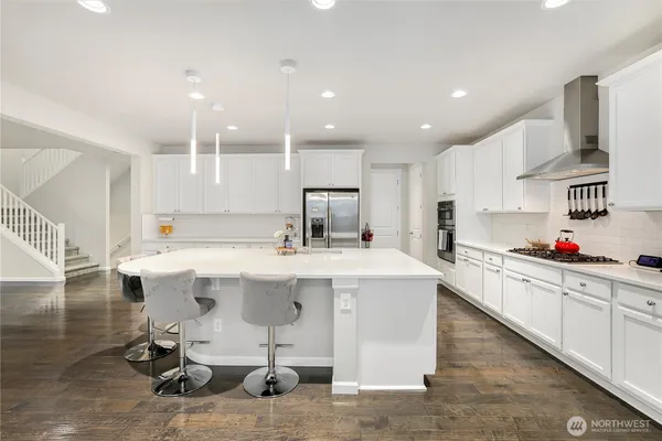$999,990 | 25714 207th Avenue Southeast, Covington, WA 98042