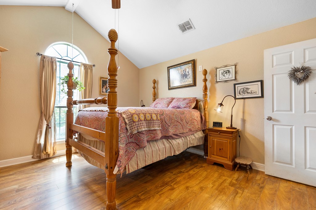 126 East Madrone Ridge Comfort, TX 78013 - Photo 15 of 49 Gallery Image 15