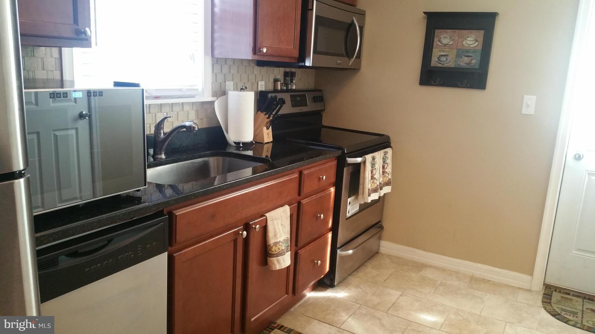 4127 Maple Road Morningside, MD 20746 - Photo 4 of 28 Kitchen