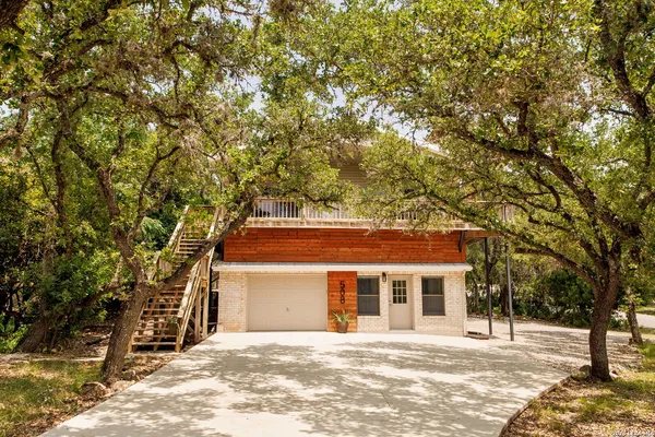 $385,000 | 508 Serene Woods Circle, Canyon Lake, TX 78133