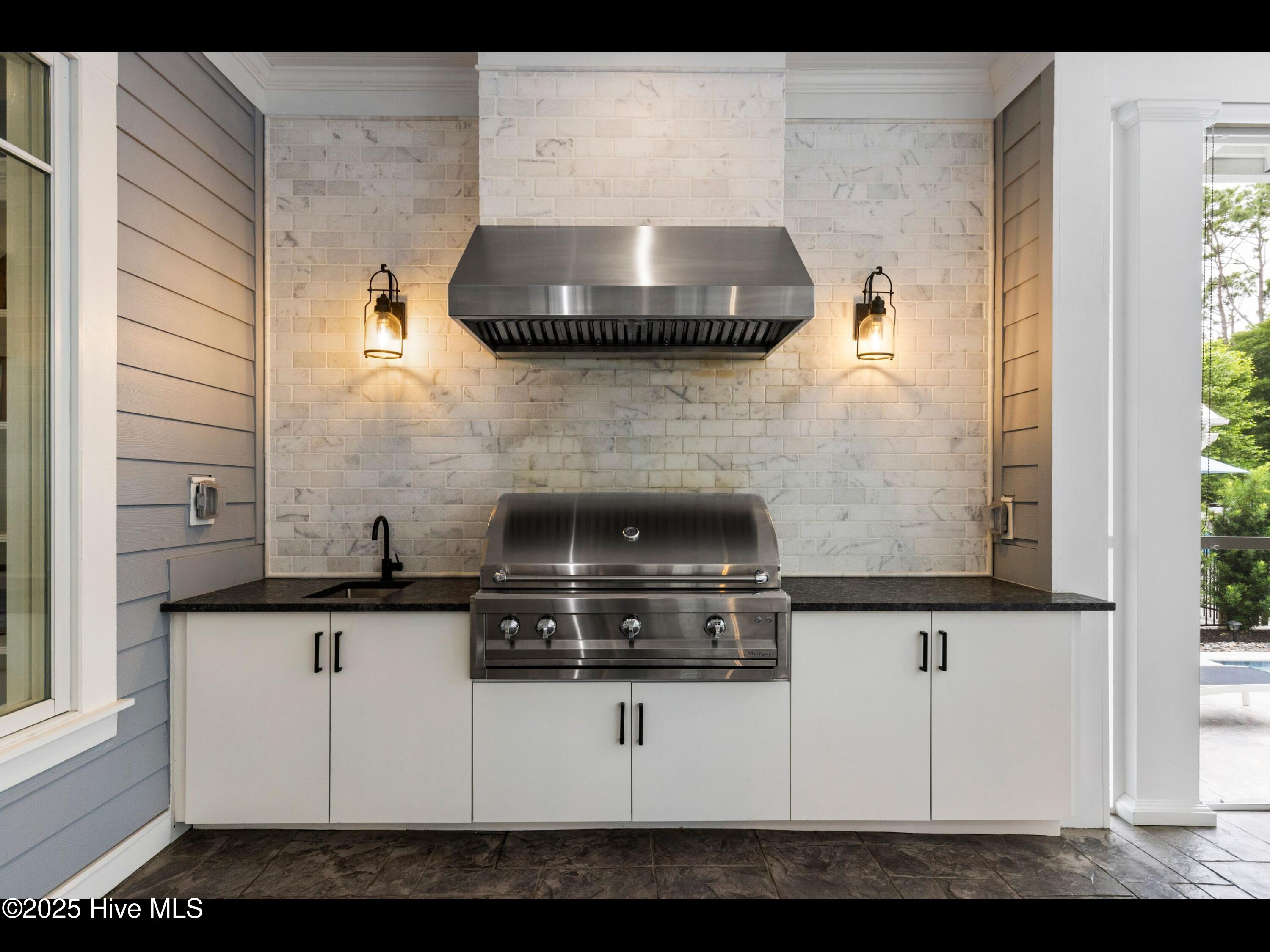 1012 Midnight Channel Road Wilmington, NC 28403 - Photo 74 of 105 Built In Outdoor Grilling Station with Sink And Professional Hood