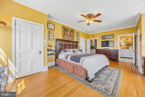 $1,425,000 | 917 Dekalb Pike, Ambler, PA 19002
