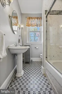 $1,425,000 | 917 Dekalb Pike, Ambler, PA 19002