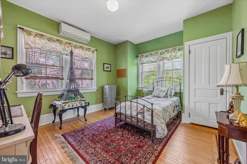 $1,425,000 | 917 Dekalb Pike, Ambler, PA 19002