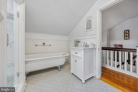 $1,425,000 | 917 Dekalb Pike, Ambler, PA 19002
