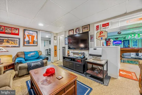 $1,425,000 | 917 Dekalb Pike, Ambler, PA 19002
