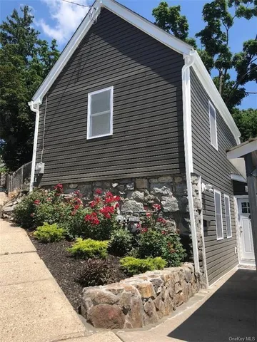 $2,300 | 44 Schneider Avenue, Highland Falls, NY 10928