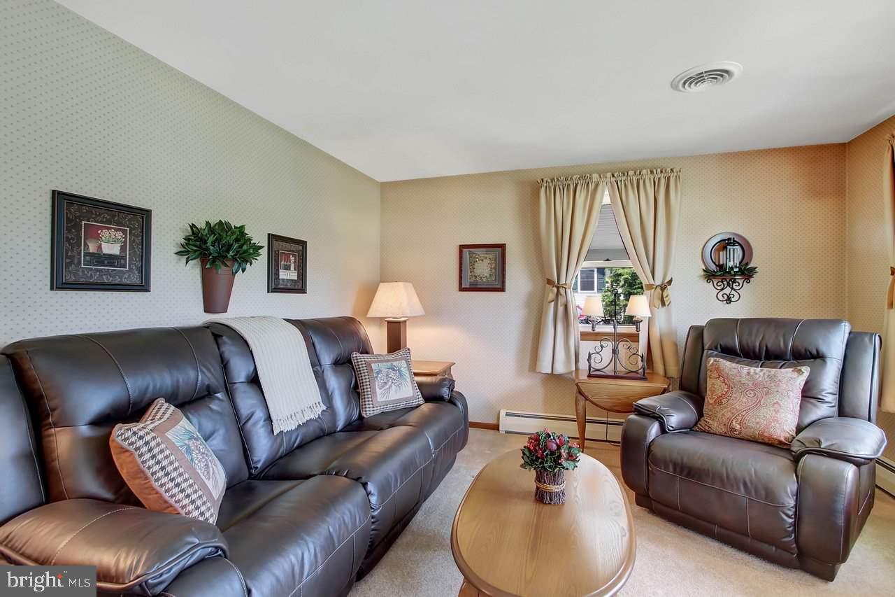 2467 Ridge Road Glenville, PA 17329 - Photo 6 of 33