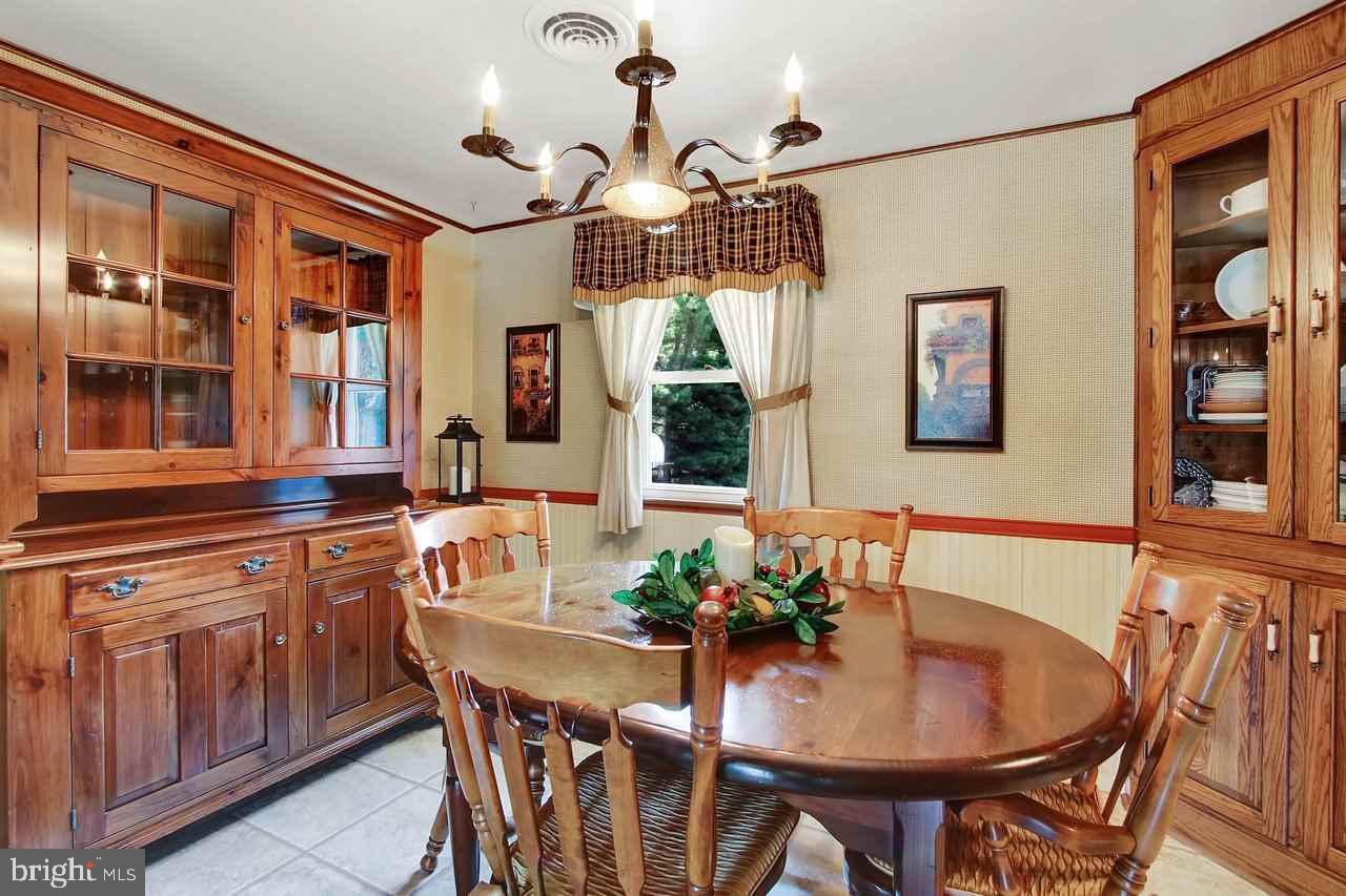 2467 Ridge Road Glenville, PA 17329 - Photo 7 of 33