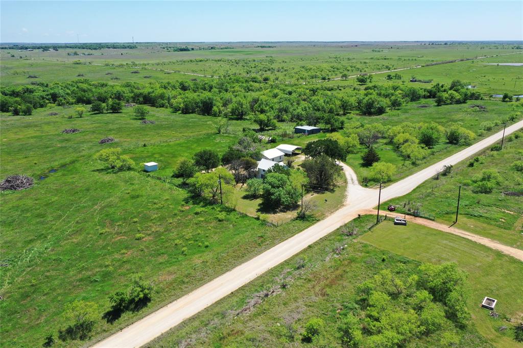 10543 Old Joy Shannon Road Henrietta, TX 76365 - Photo 4 of 36 a view of a lush green space