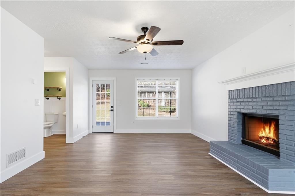 3180 Victoria Ridge Court Southeast Loganville, GA 30052 - Photo 6 of 46