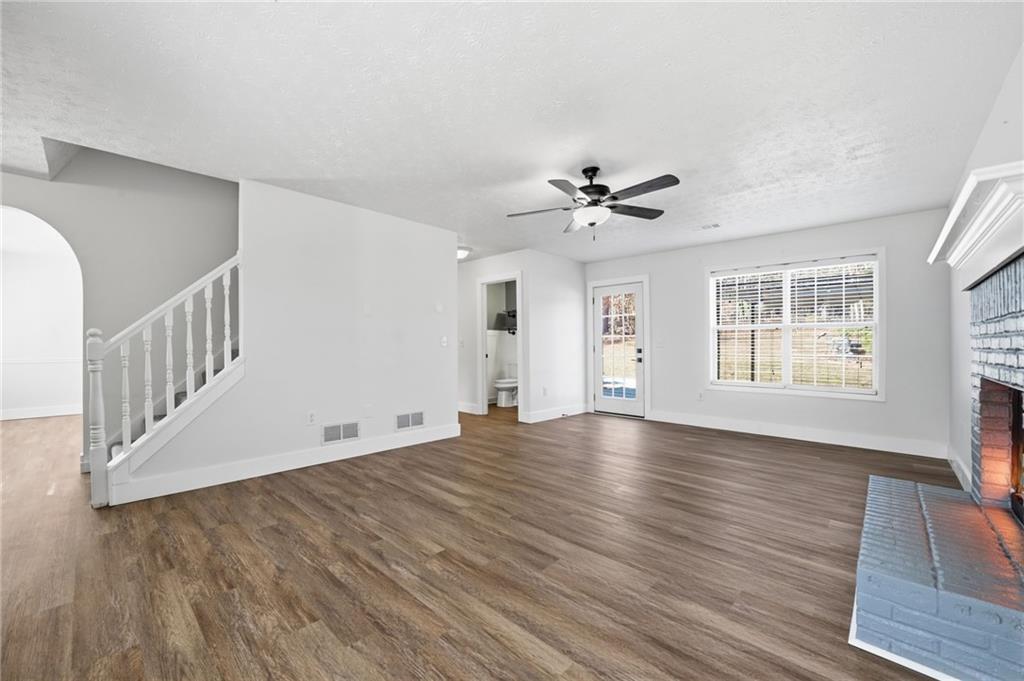 3180 Victoria Ridge Court Southeast Loganville, GA 30052 - Photo 7 of 46