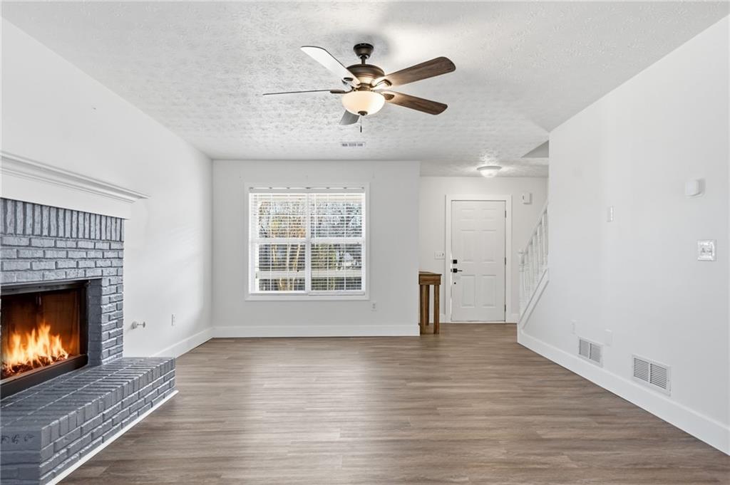 3180 Victoria Ridge Court Southeast Loganville, GA 30052 - Photo 9 of 46