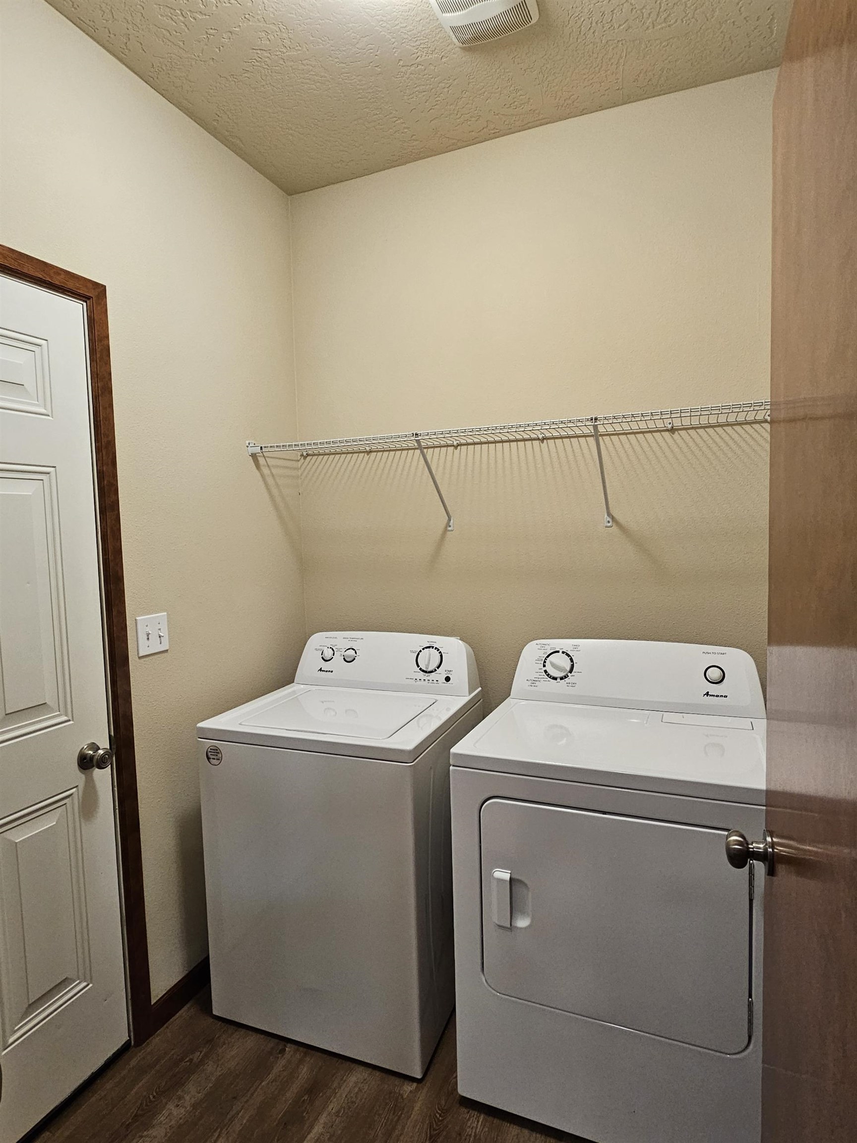 1919 North Flora Road, Unit B Spokane Valley, WA 99016 - Photo 12 of 25