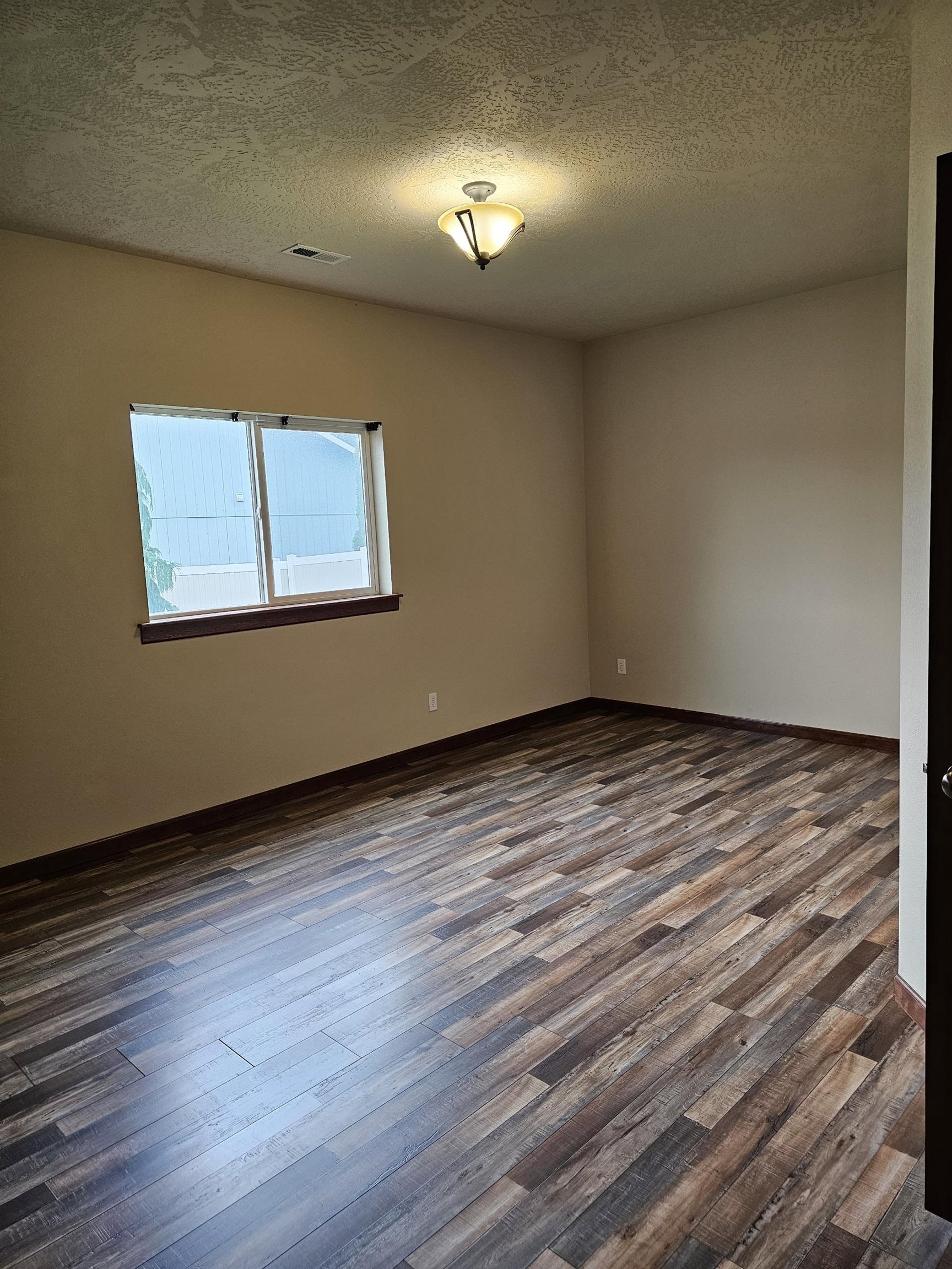 1919 North Flora Road, Unit B Spokane Valley, WA 99016 - Photo 17 of 25