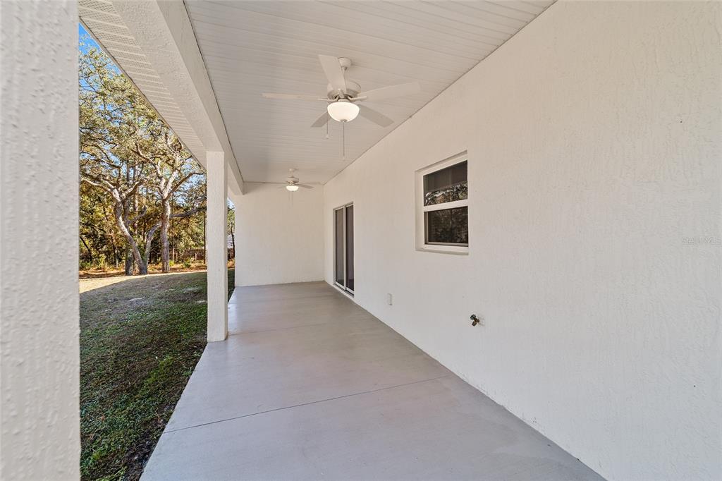 13359 Southwest 80th Street Dunnellon, FL 34432 - Photo 59 of 64 a view of a hallway with entryway