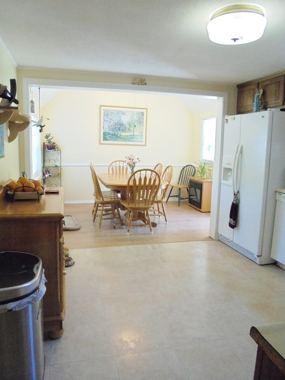 32 Reeds Lane Holbrook, MA 02343 - Photo 17 of 28 Gallery Image 17