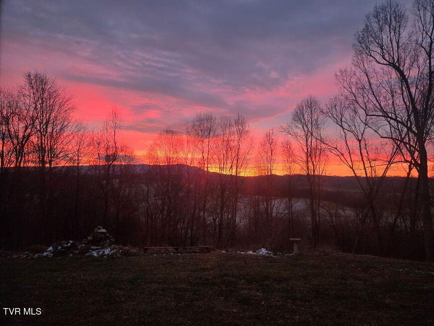 1965 Carterton Road Lebanon, VA 24266 - Photo 24 of 71 cr sunest