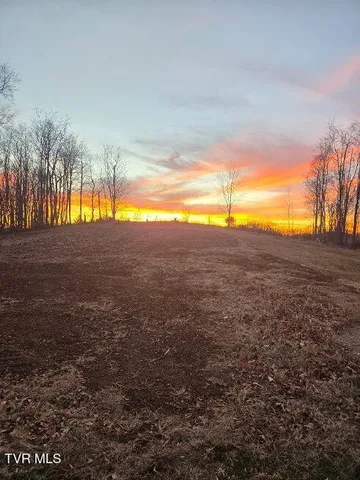 $649,000 | 1965 Carterton Road, Lebanon, VA 24266