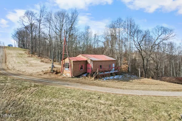 $469,000 | 1965 Carterton Road, Lebanon, VA 24266