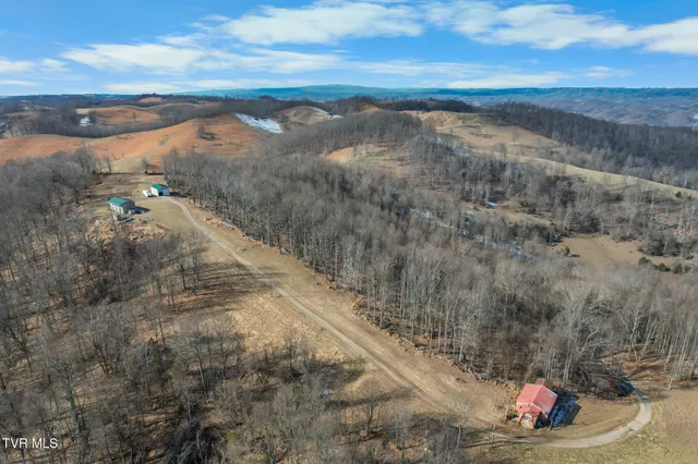 $649,000 | 1965 Carterton Road, Lebanon, VA 24266