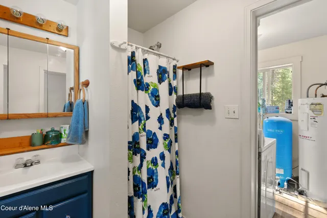 $528,900 | 3167 South Sagle Road, Sagle, ID 83860