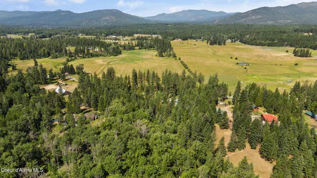 $528,900 | 3167 South Sagle Road, Sagle, ID 83860