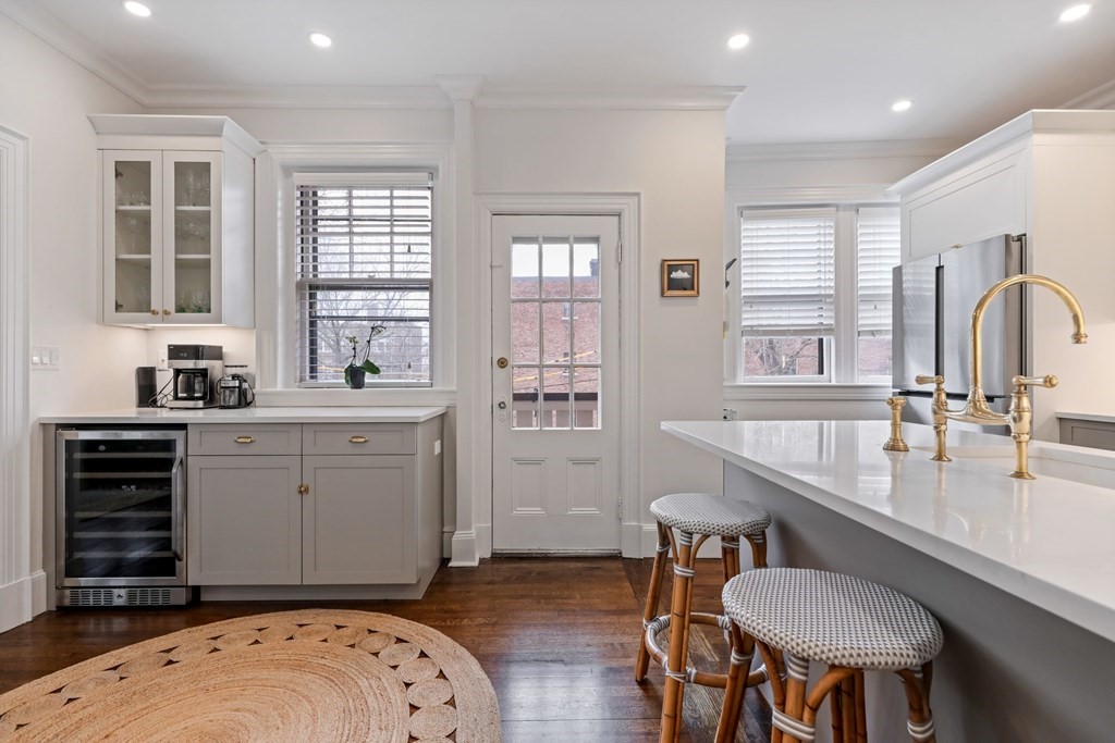 83 Harvard Street, Unit 2 Brookline, MA 02445 - Photo 13 of 27